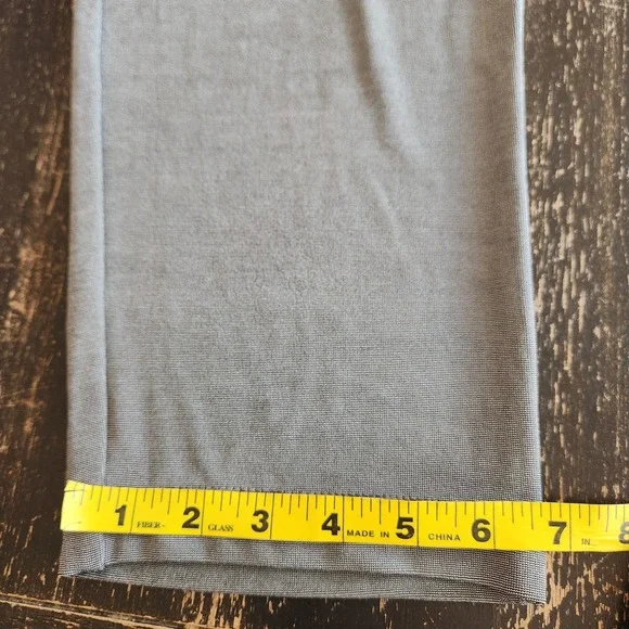 Chico's Traveler Pants Women's 1 M 8  Straight 30x29" Silver Gray Pull on Liquid - Picture 8 of 9